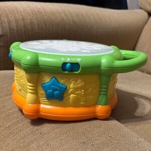 Leap Frog learning toy drum sings talks lights up works -good condition-